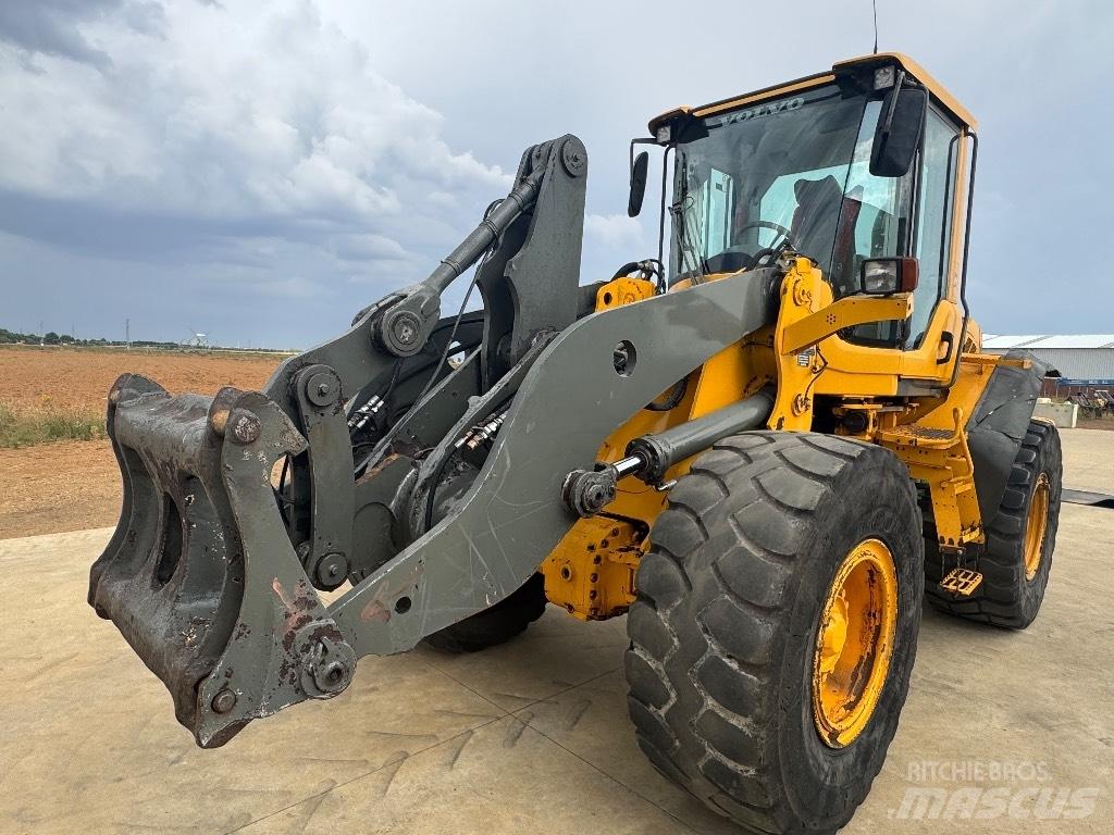 Volvo L90F Фронтальні навантажувачі