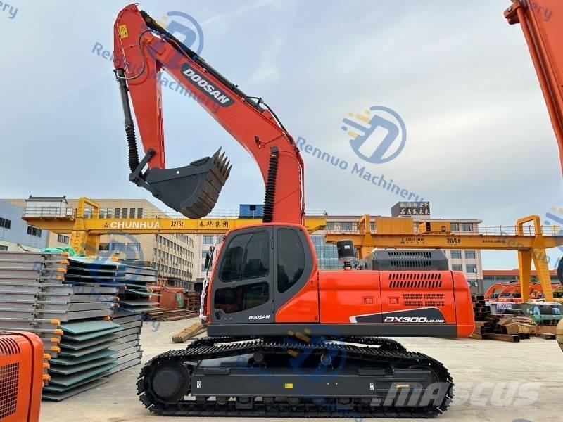 Doosan DX 300LC-9C Гусеничні екскаватори