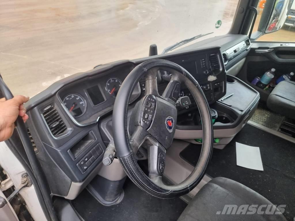Scania R 450 Тягачі