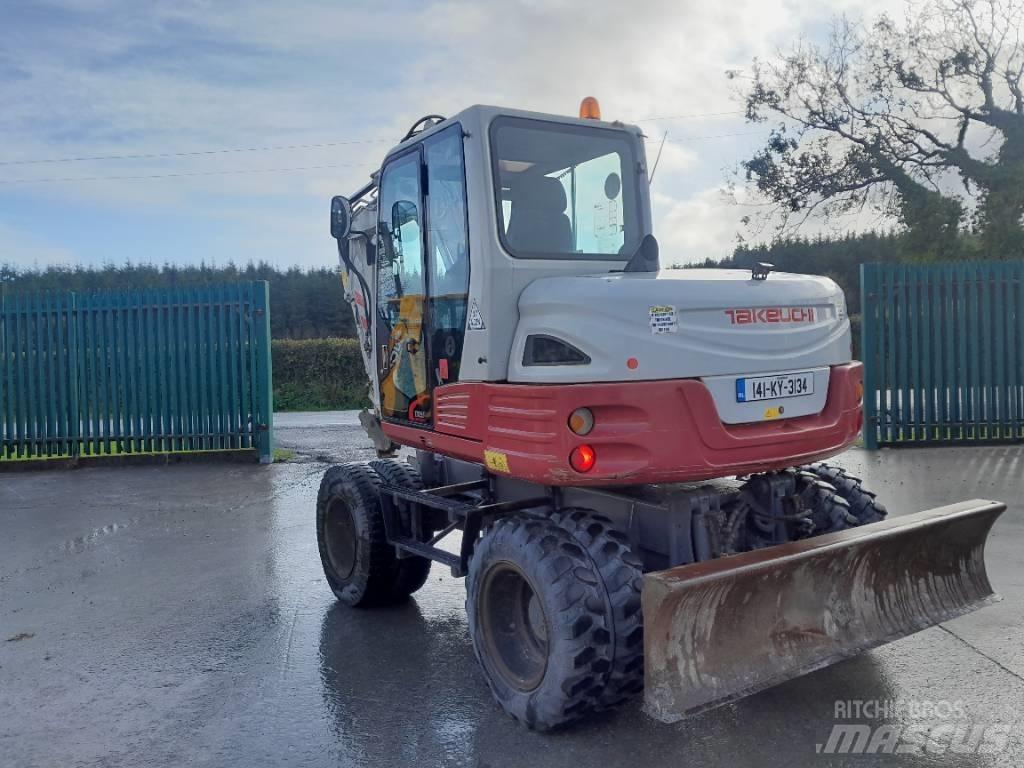 Takeuchi TB 295 W Колісні екскаватори