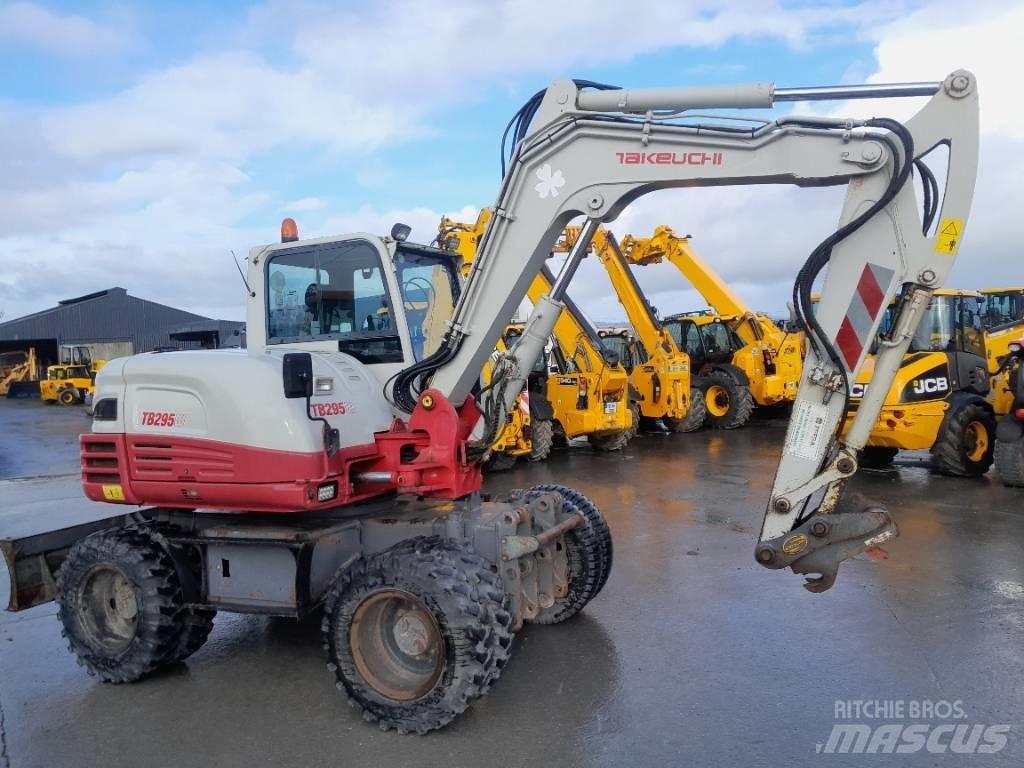 Takeuchi TB 295 W Колісні екскаватори