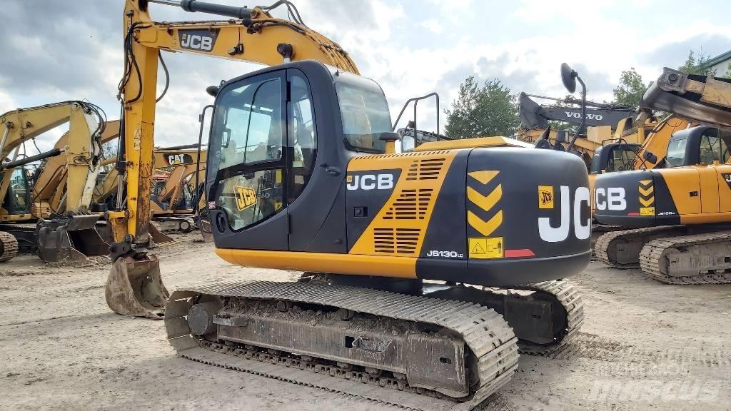 JCB JS 130 LC Гусеничні екскаватори