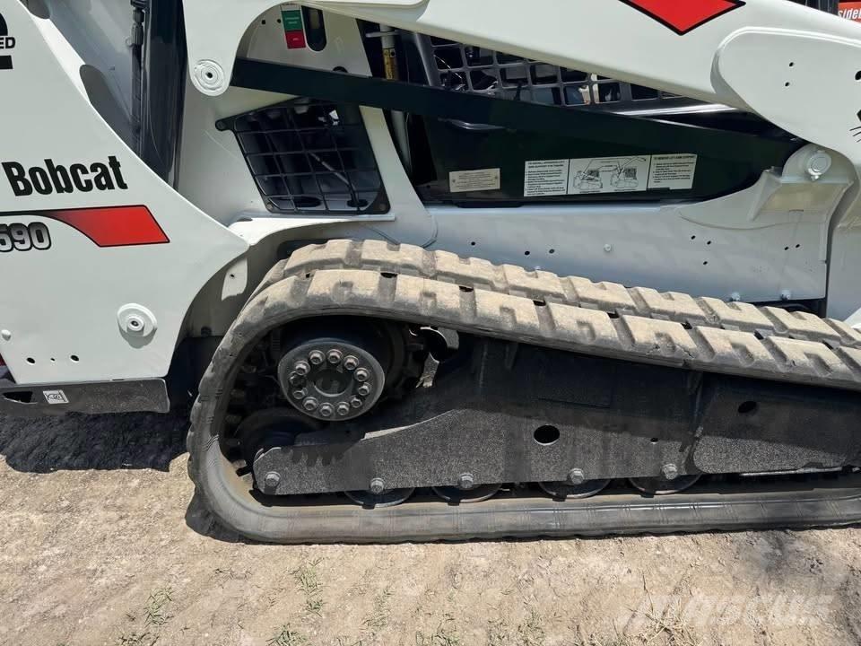 Bobcat T 590 Міні-навантажувачі