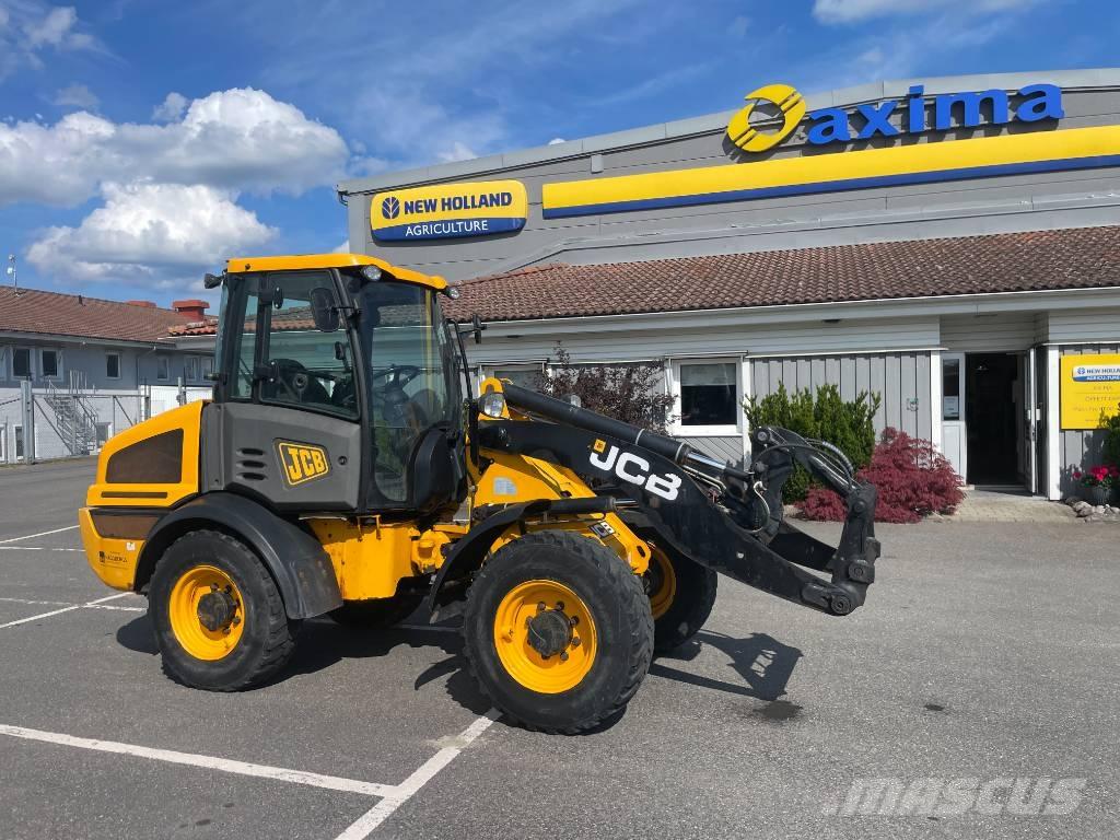 JCB 409 Фронтальні навантажувачі