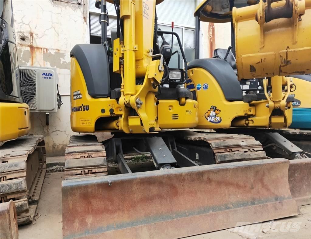 Komatsu PC30MR-5 Міні-екскаватори < 7т