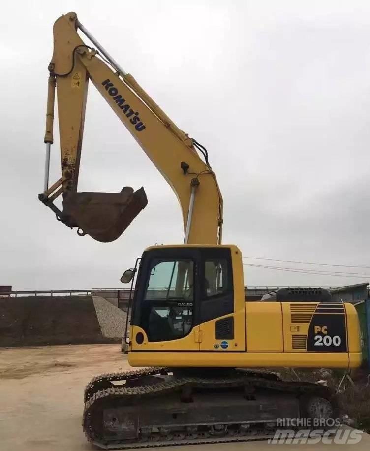 Komatsu pc200-8 Гусеничні екскаватори