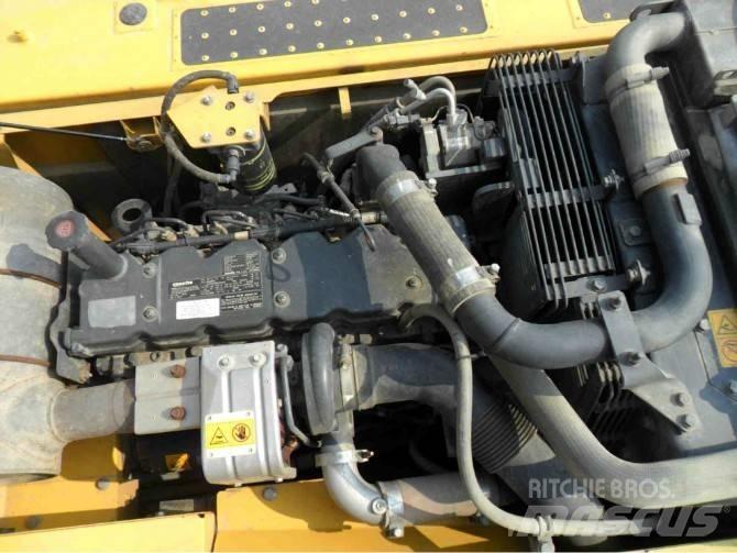 Komatsu pc200-8 Гусеничні екскаватори