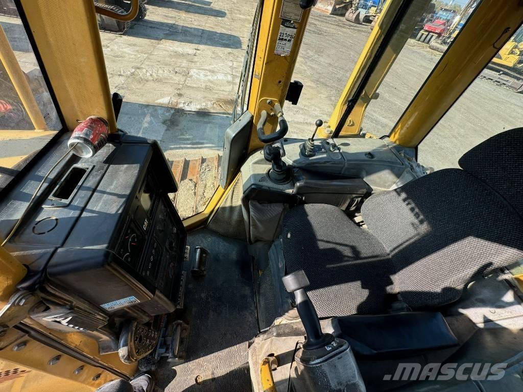 CAT D 6 N LGP Гусеничні бульдозери