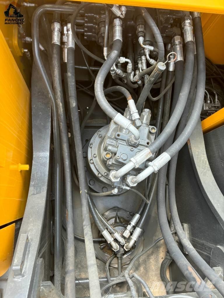 Volvo EC 210 Гусеничні екскаватори