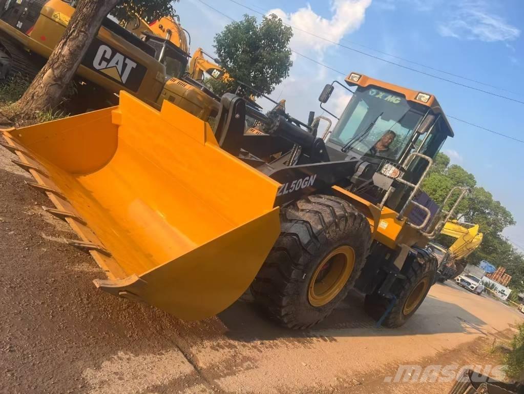 XCMG ZL 50 GN Фронтальні навантажувачі