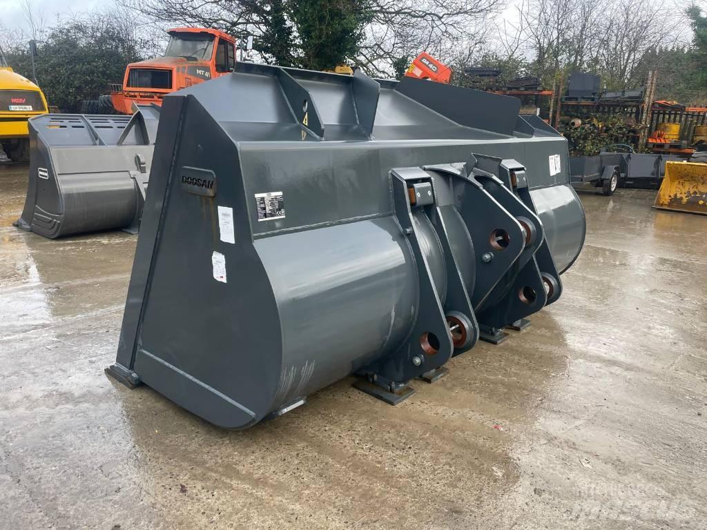 Doosan DL550 Ковші