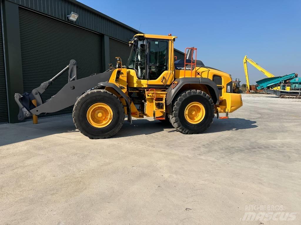 Volvo L 120 H Фронтальні навантажувачі