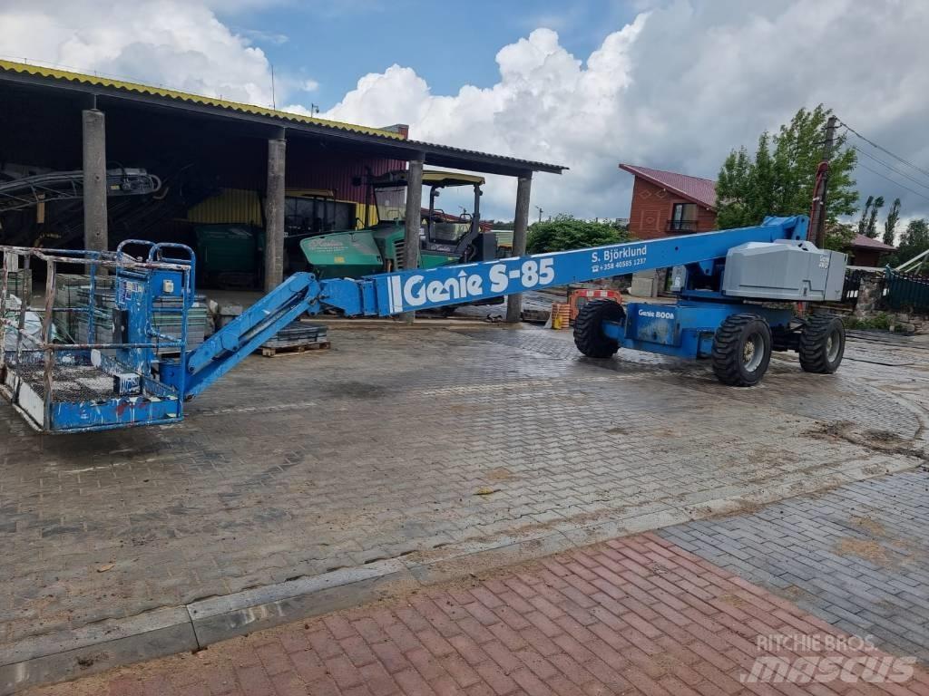 Genie S 85 4X4 Телескопічні підйомники