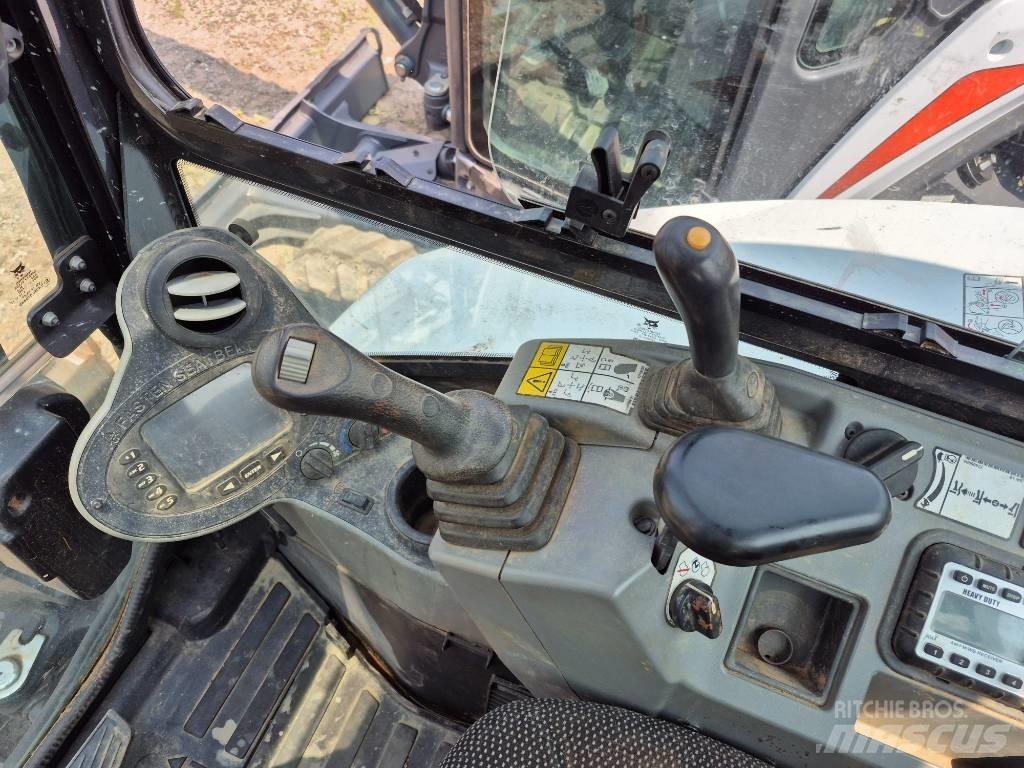 Bobcat E 32i Гусеничні екскаватори