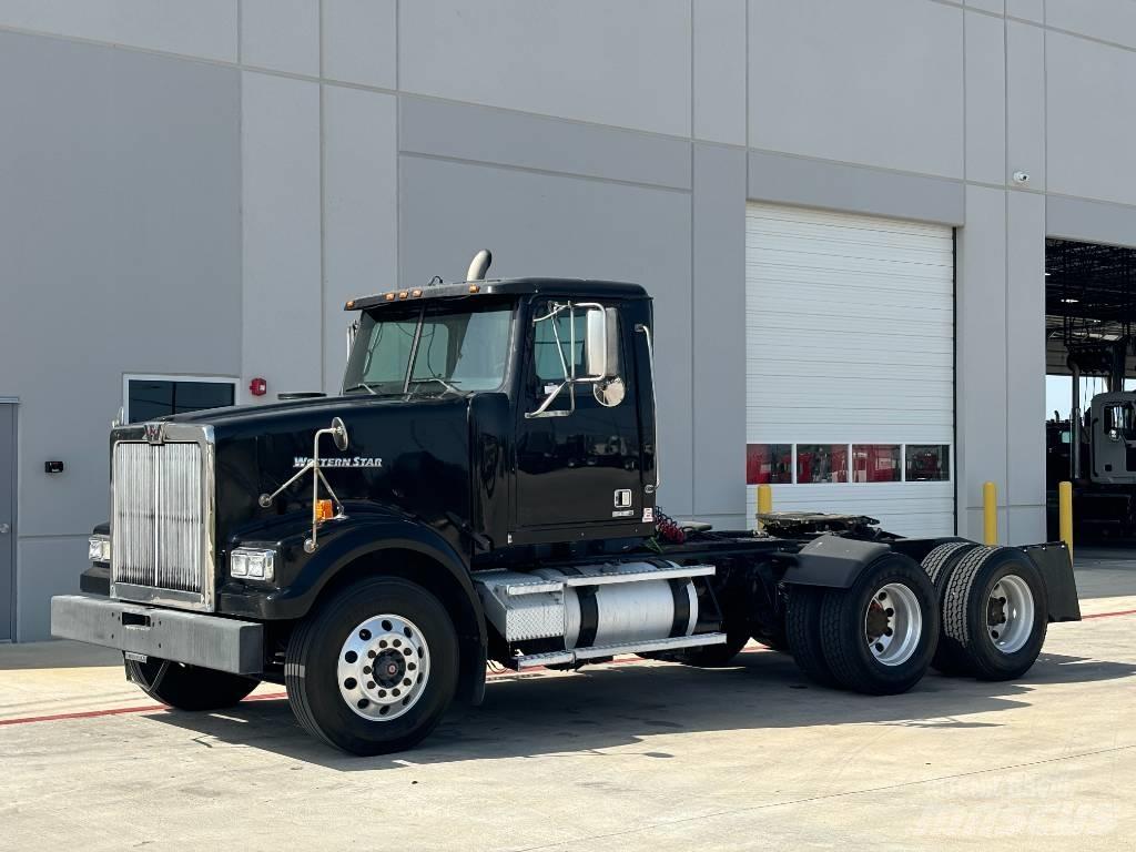 Western Star 4900 Тягачі