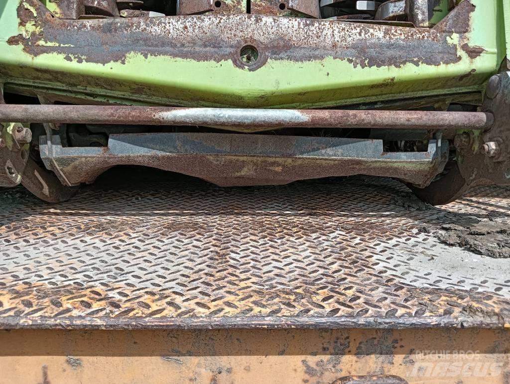 CLAAS Orbis 600 Кормозбиральні комбайни