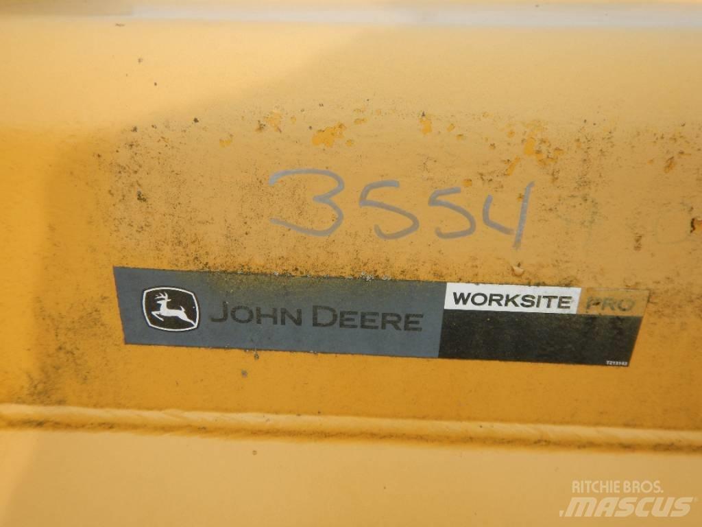 John Deere AT340424 Ковші