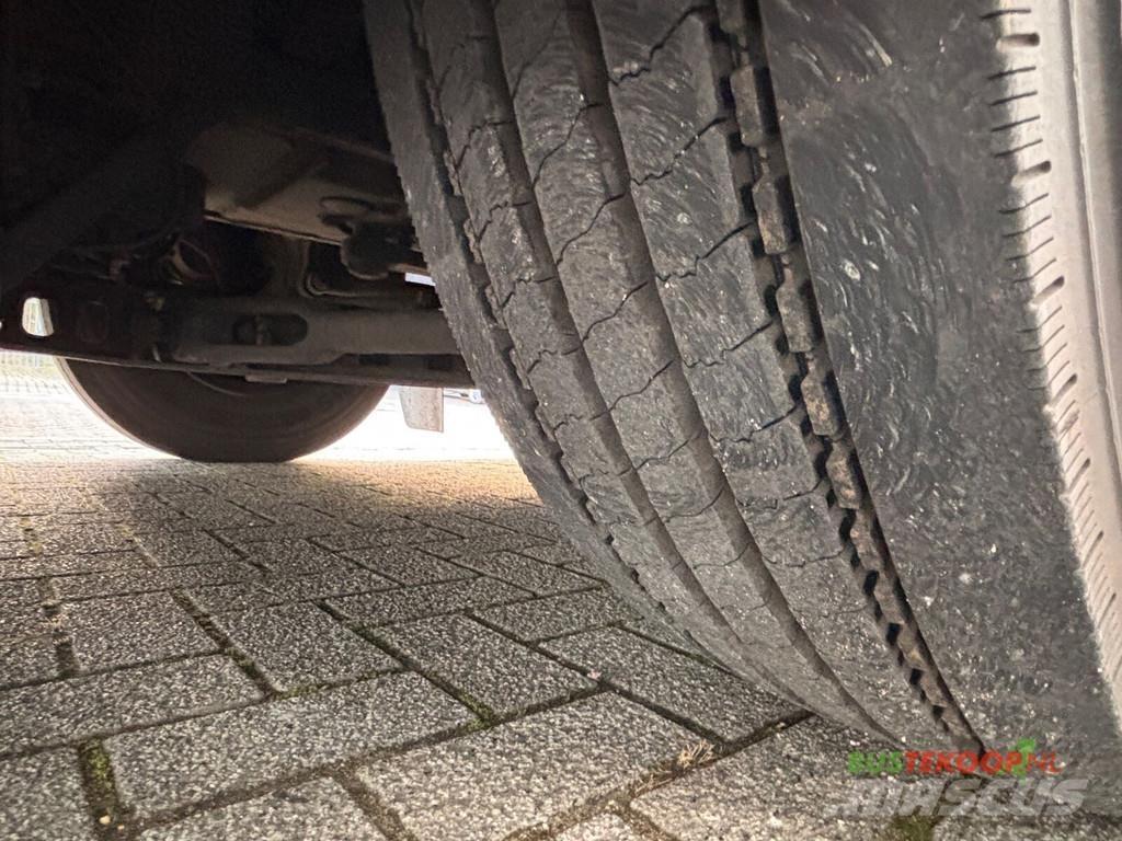 Setra S 415GT-HD Туристичні автобуси