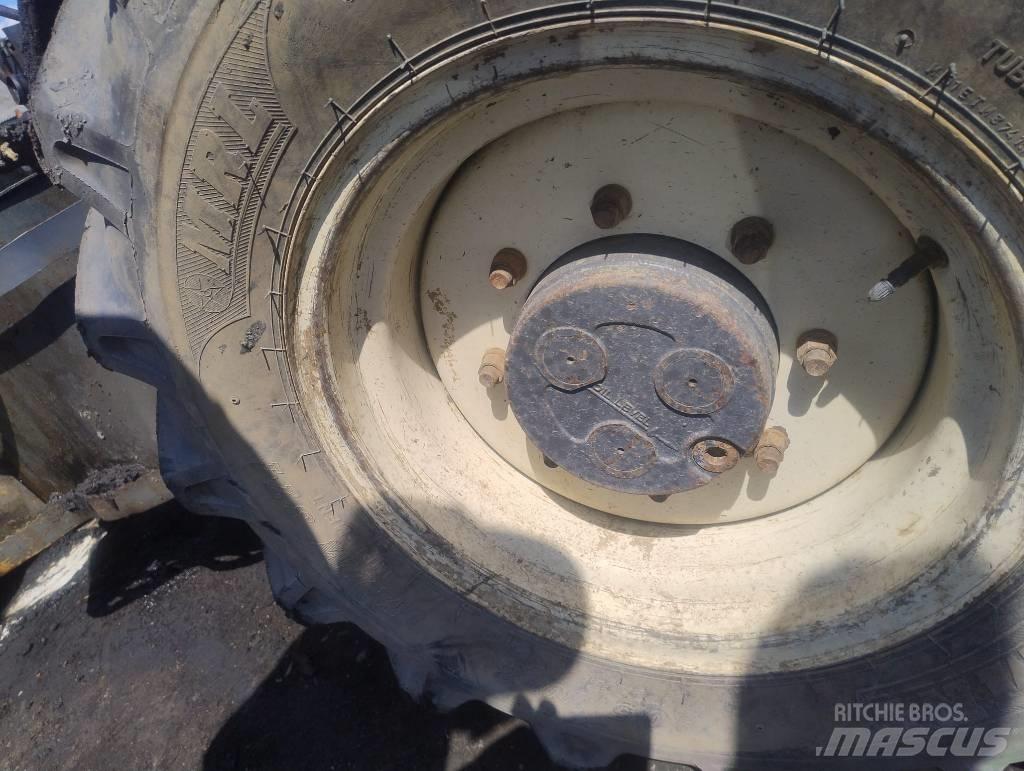 Terex Parts Екскаватори-навантажувачі