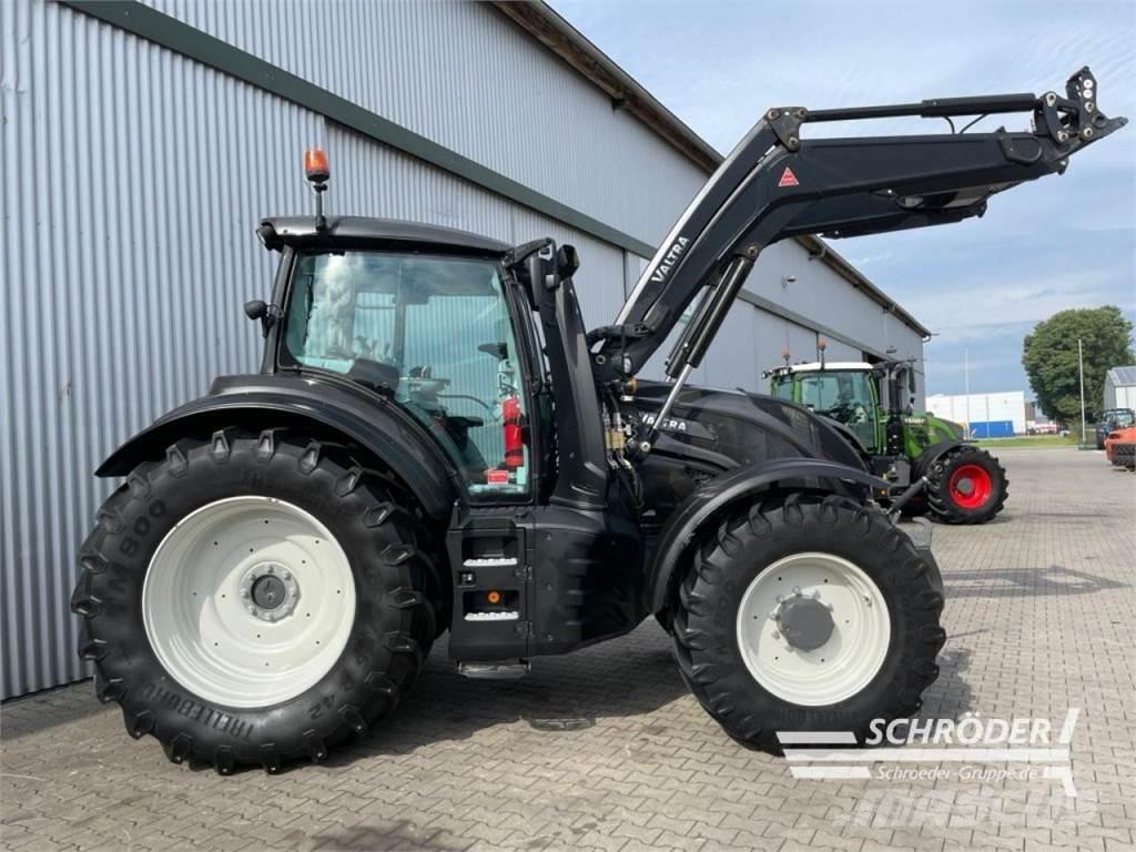 Valtra T 174 EA Трактори
