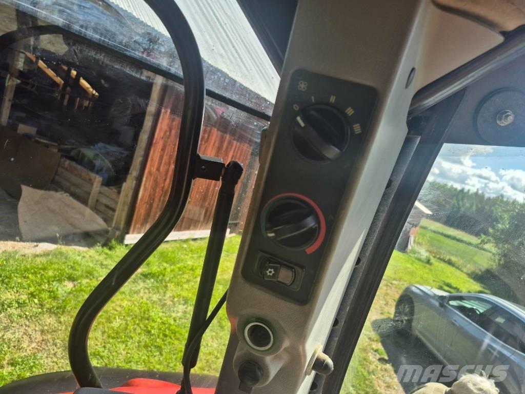 Case IH MXU 135 Трактори