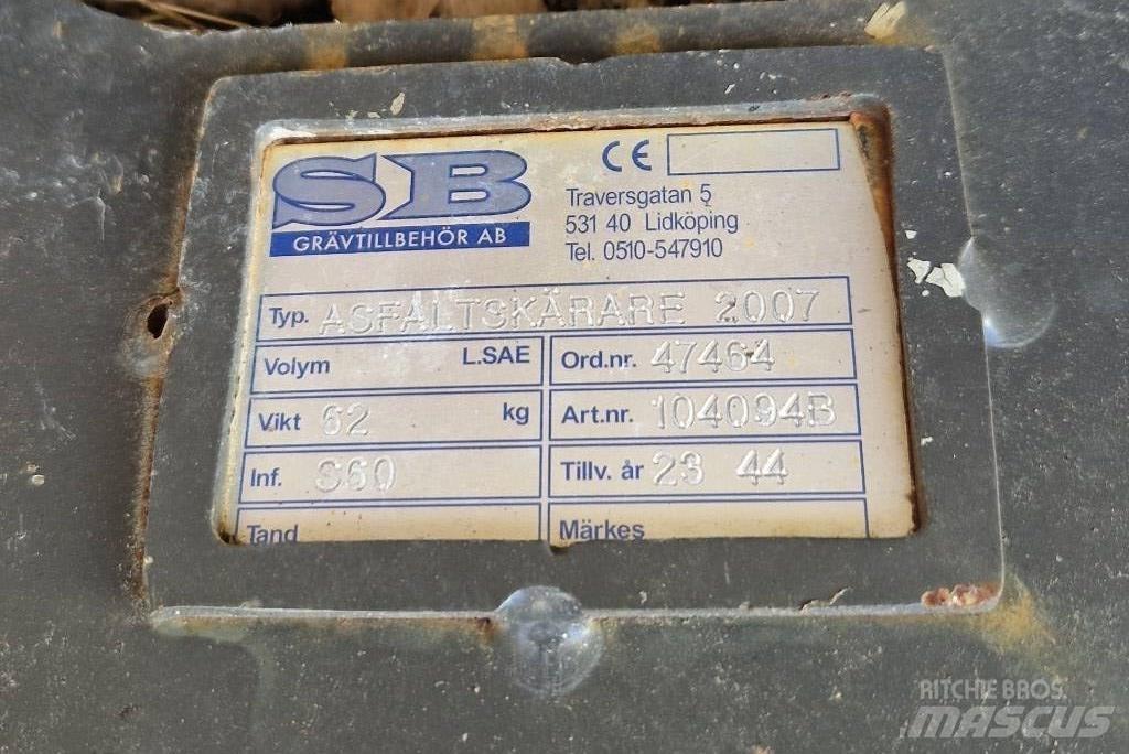 SB Asfaltskärare S60 Різаки