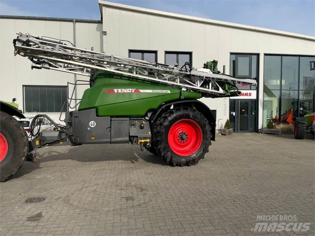 Fendt Rogator 366 Причіпні обприскувачі