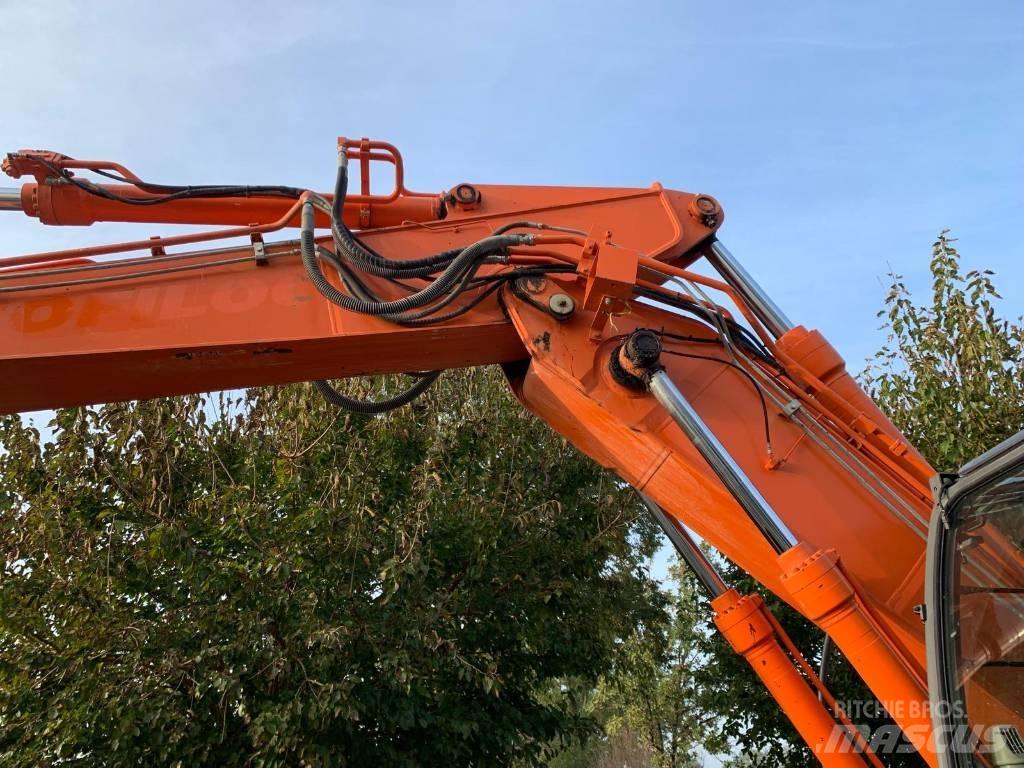 Hitachi ZAXIS 240-N3 Гусеничні екскаватори