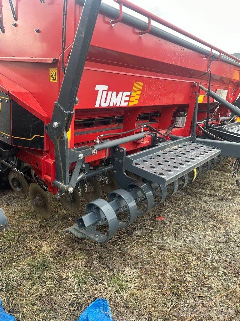 Tume HKL4000 Сівалки