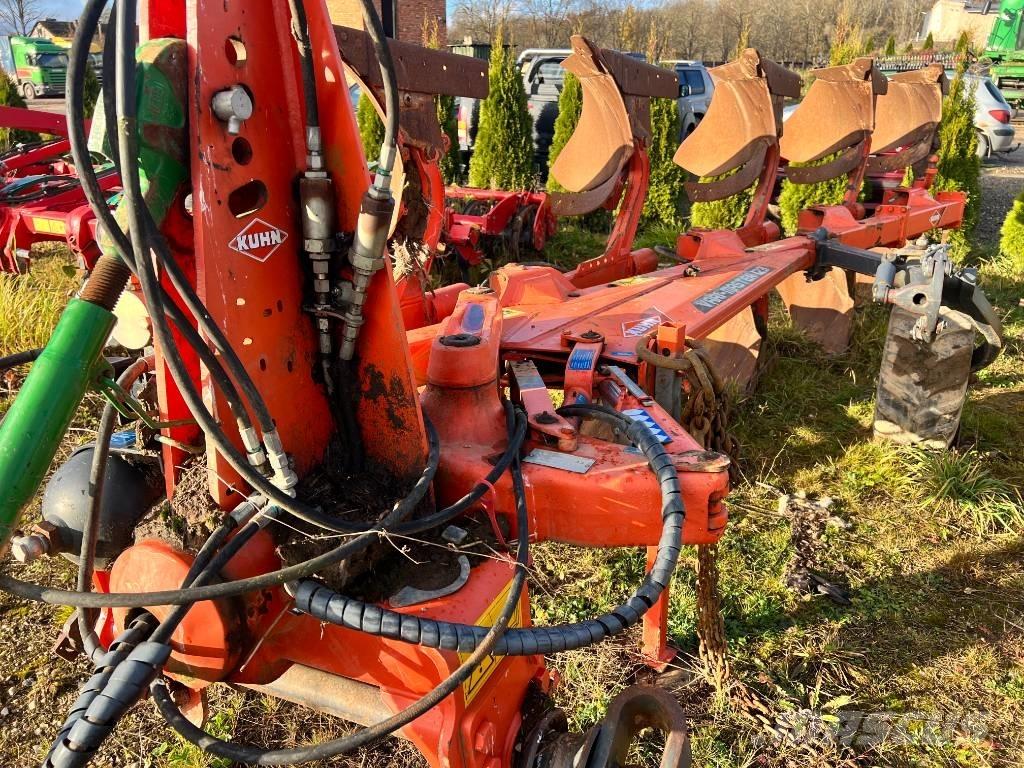 Kuhn Vari-Master 123 Реверсивні плуги