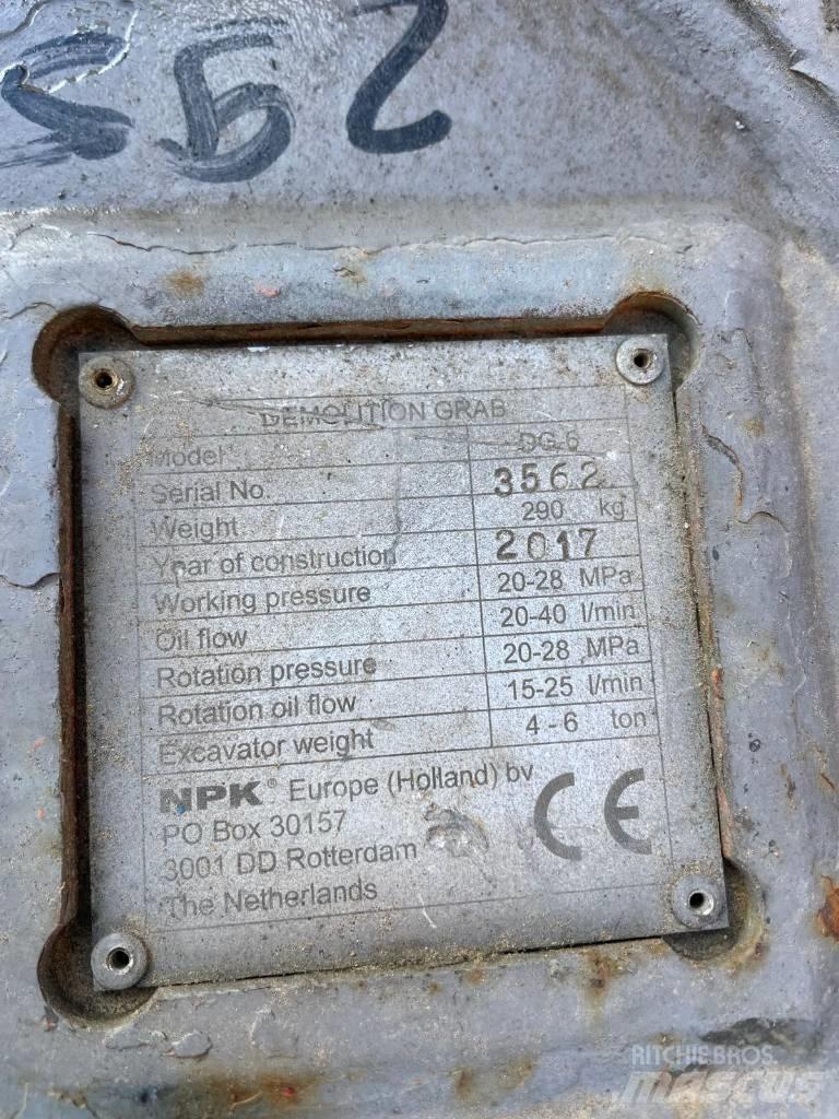 NPK DG-6 Міні-екскаватори < 7т