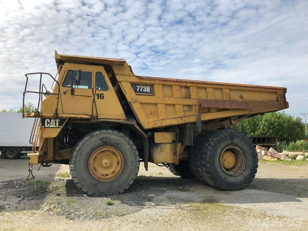 CAT 773 B Кар`єрні самоскиди
