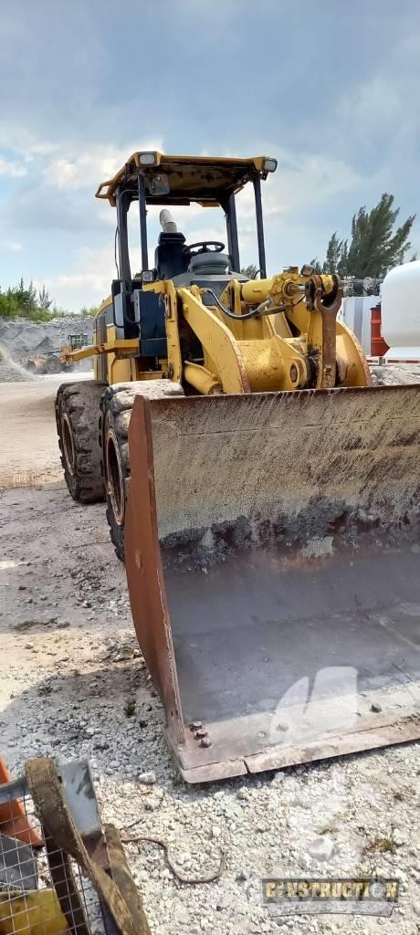 CAT 938 G Фронтальні навантажувачі
