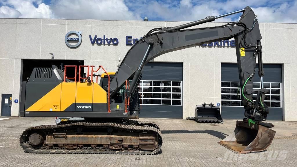 Volvo EC300EL Гусеничні екскаватори