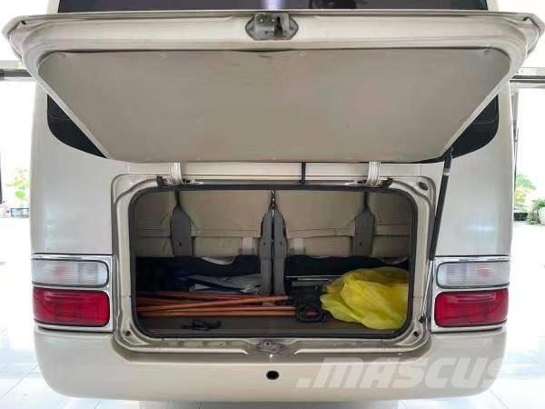 Toyota Coaster Bus Мікроавтобуси