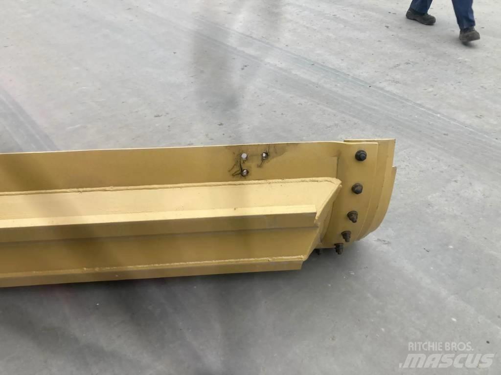 CAT 120M3 Moldboard Леміші