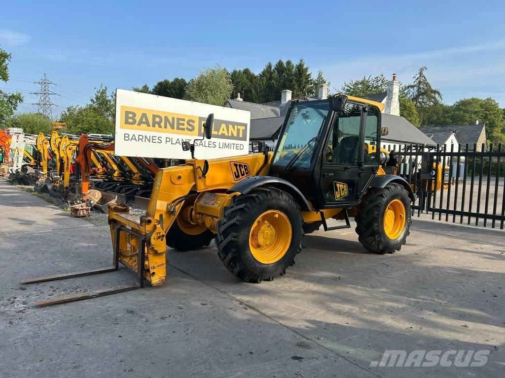 JCB 528 S Телескопічні навантажувачі