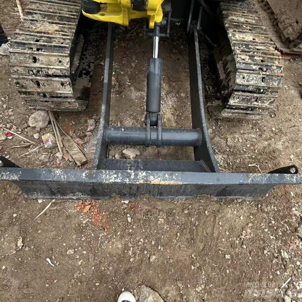 Yanmar 35 Міні-екскаватори < 7т