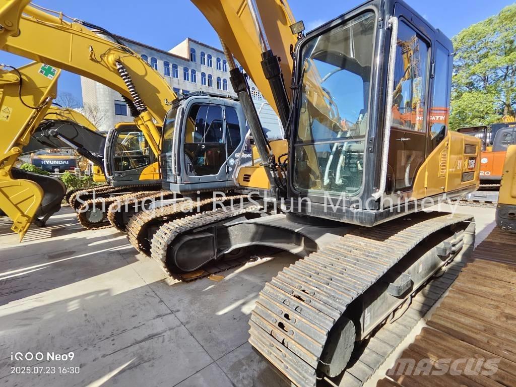 Sany 215 Гусеничні екскаватори