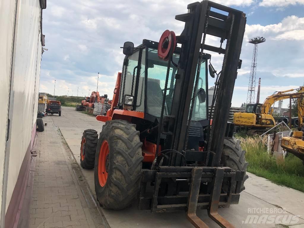 JCB 930-4 Навантажувачі підвищеної прохідності