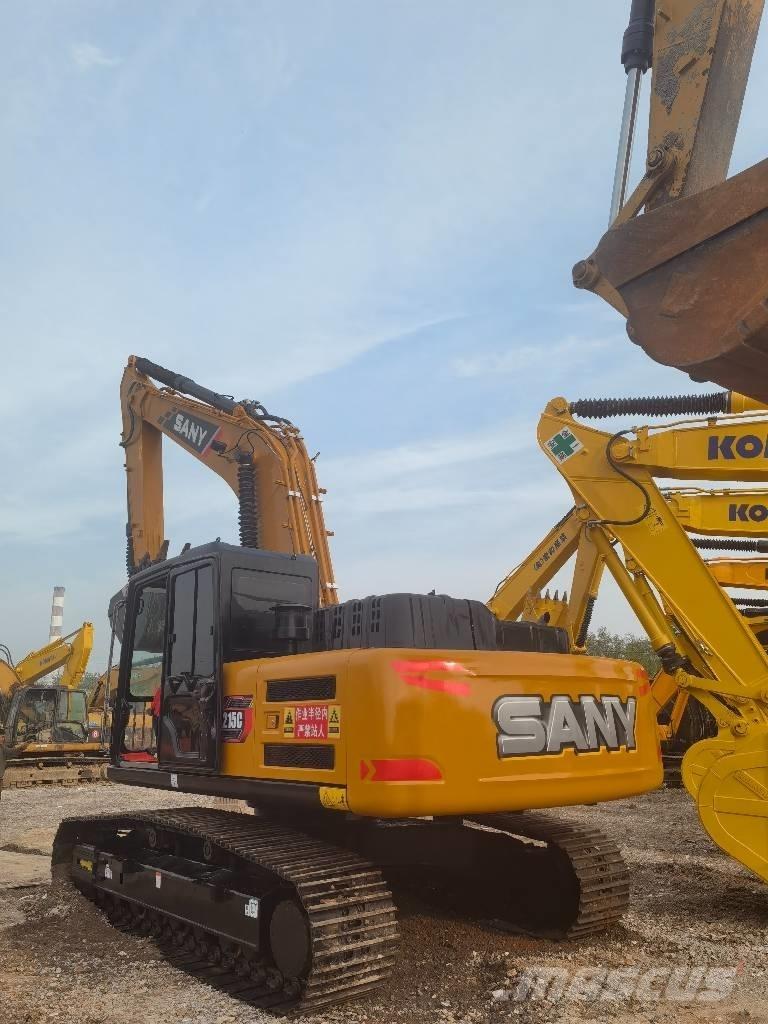 Sany SY 215 C Гусеничні екскаватори