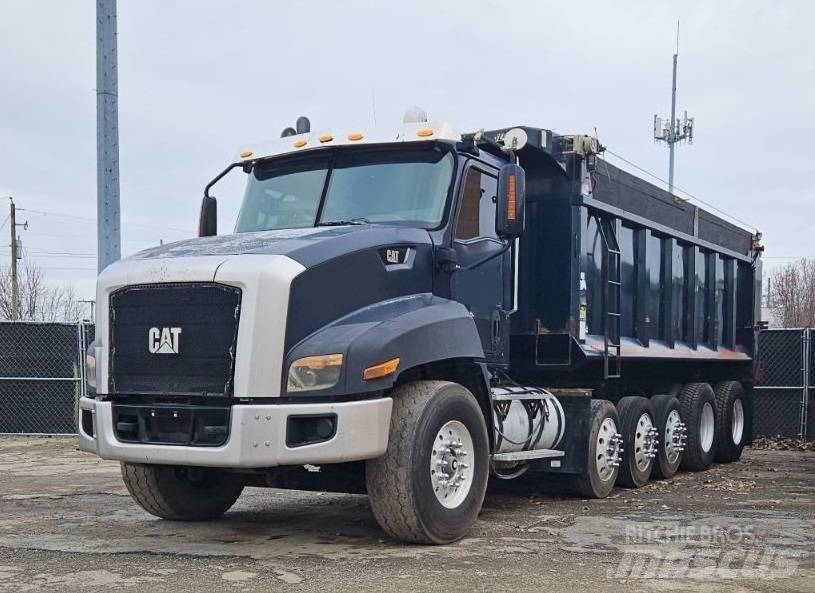 CAT CT 660 Самоскиди