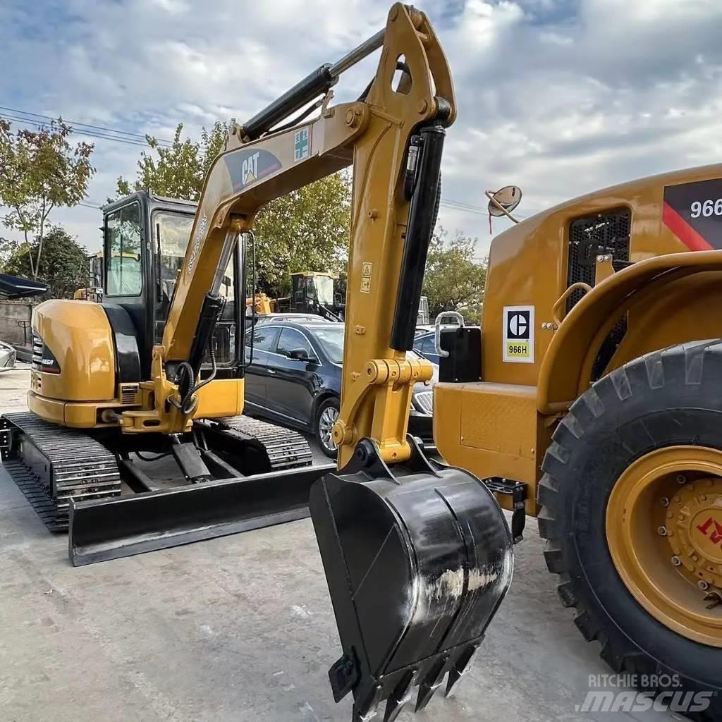 CAT 304 CR Гусеничні екскаватори