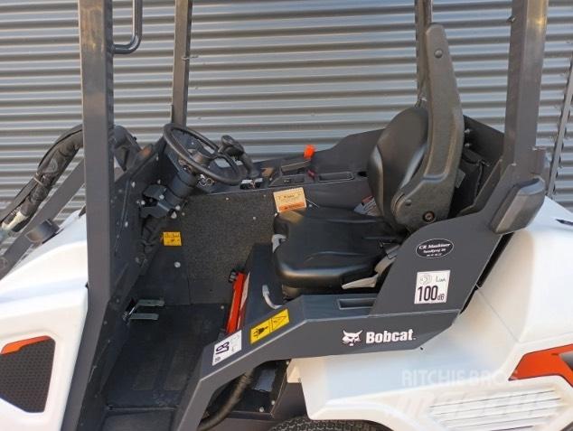 Bobcat l23 Малі навантажувачі
