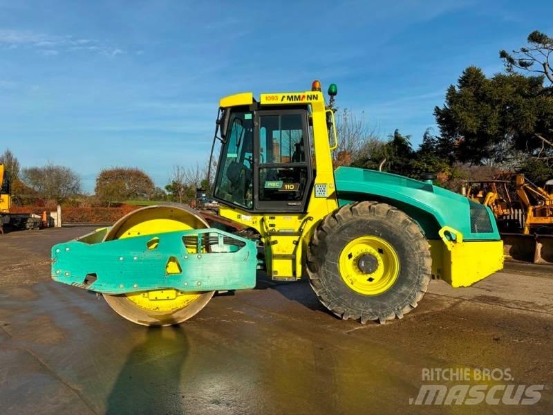 Ammann ASC 110 Грунтові котки