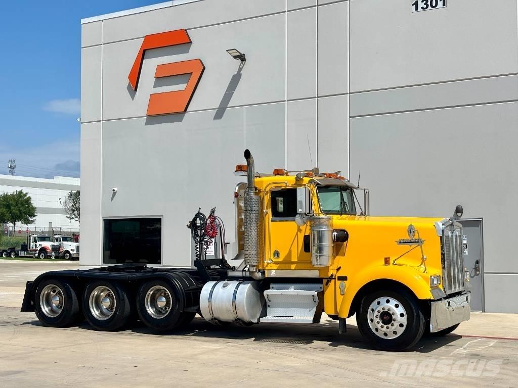 Kenworth W 900 Тягачі