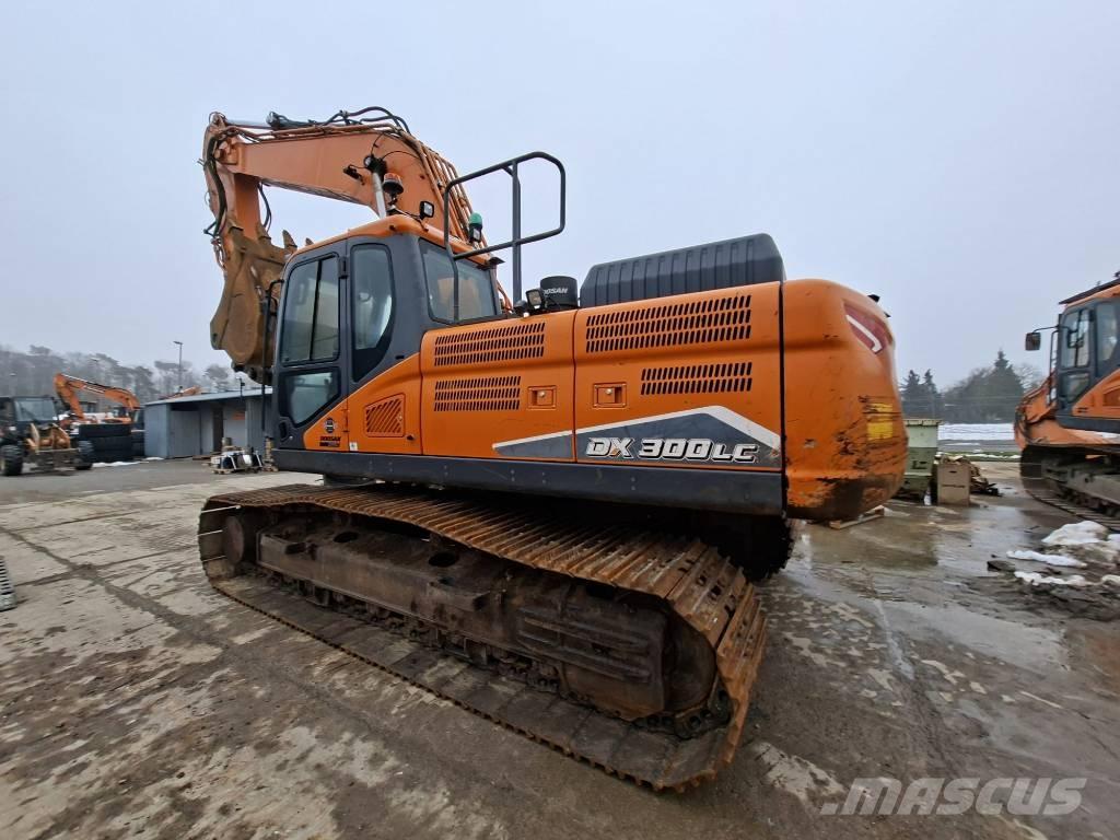 Doosan DX 300 LC-7 Гусеничні екскаватори
