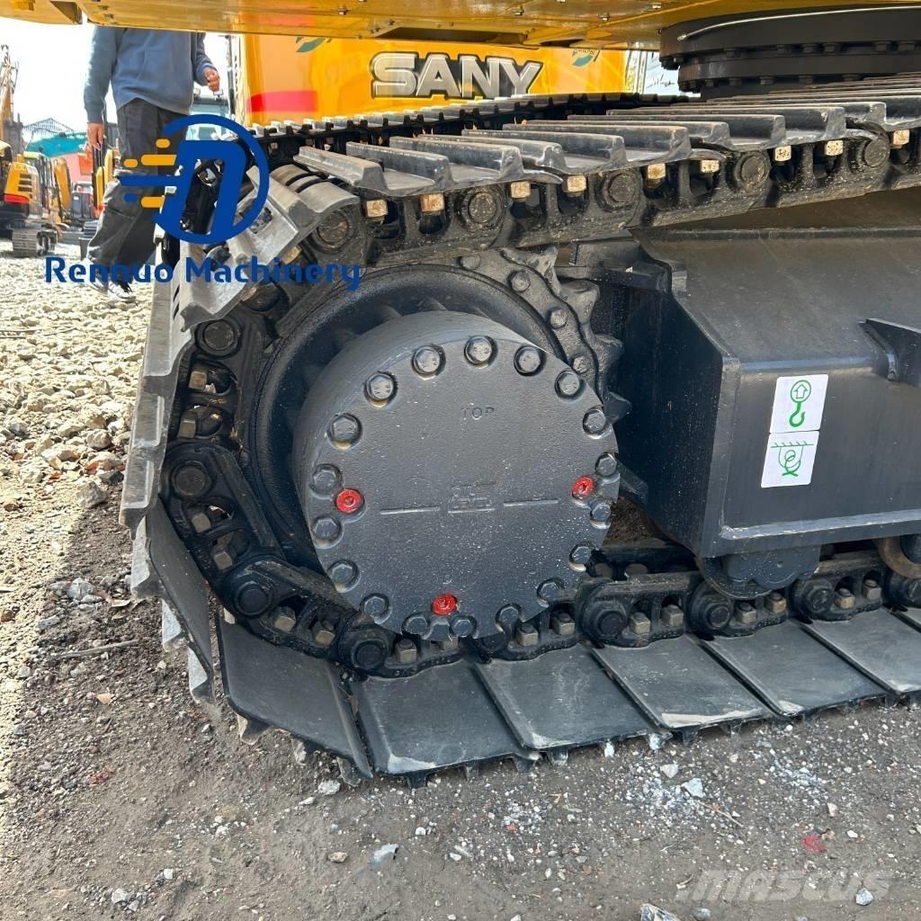 Komatsu PC200-8 Гусеничні екскаватори
