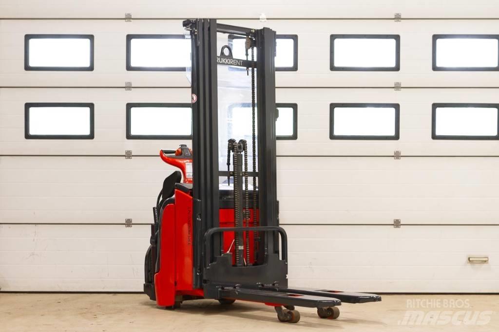 Linde L 14 Самохідні електроштабелери