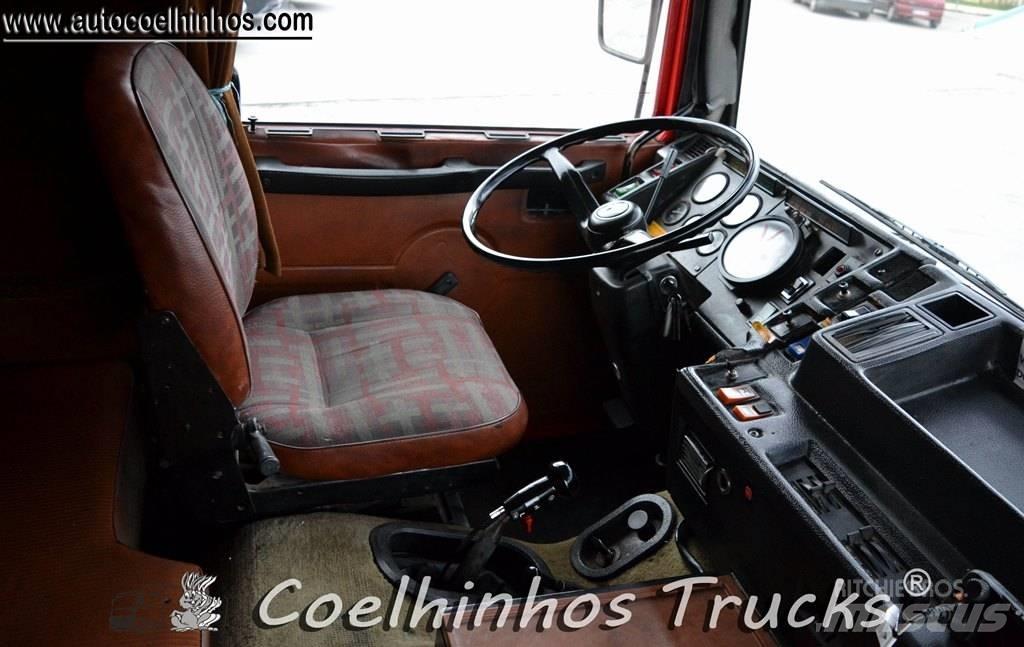 Volvo F10 Вантажівки-платформи/бокове розвантаження